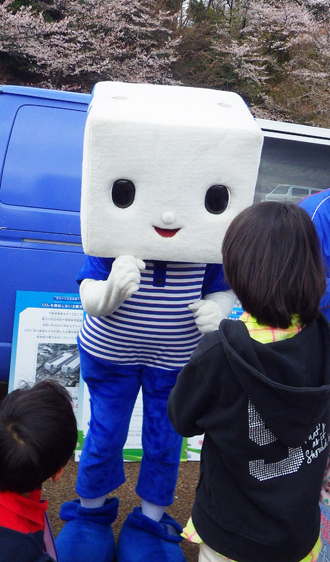 山田富士公園 さくら祭り ツルカメパラダイス